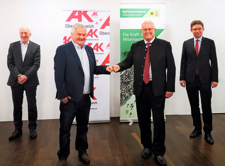 AK-Direktor Josef Moser, AK-Präsident Johann Kalliauer, Genossenschaftsanwalt Franz Reisecker und Verbandsdirektor Norman Eichinger